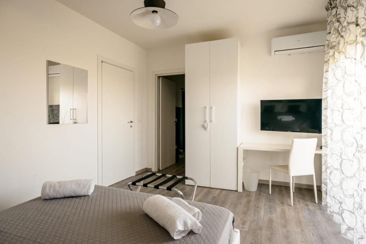 Airport Bari-Palese Luxury 1 Hotell Eksteriør bilde
